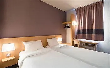 B&B Hotel Lille Seclin Unexpo 2*,